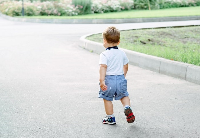 لنگیدن پای کودک